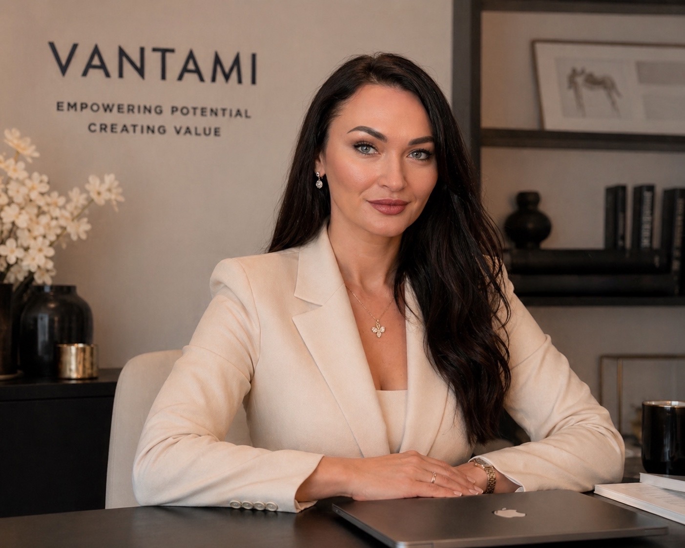 Elena Darii — Founder di Vantami, AI creator e designer digitale a Caslano, Svizzera